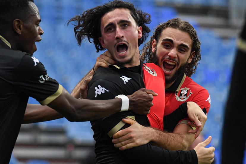 Seraing's Valerio Di Crescenzo celebrates after scoring during a soccer game between Patro Eisden Maasmechelen and RFC Seraing, Sunday 19 October 2025 in Maasmechelen, on day 10 of the 2025-2026 'Challenger Pro League' 1B second division of the Belgian championship. BELGA PHOTO JILL DELSAUX