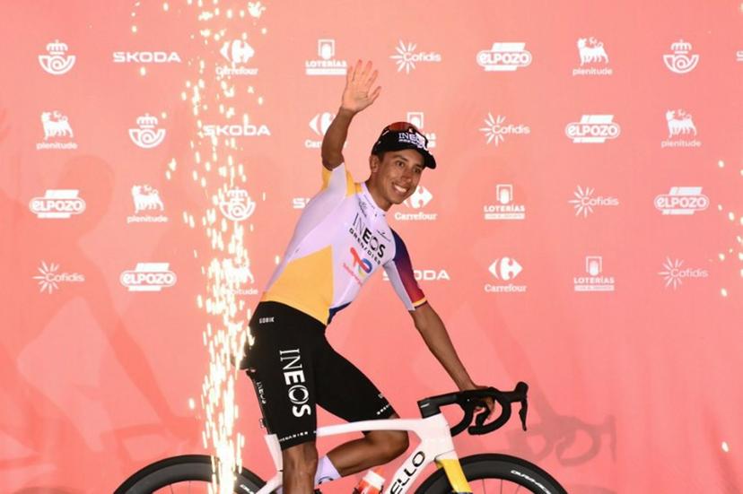 Team Ineos' Colombian rider Egan Bernal waves during the official teams presentation of the 80th edition of 'La Vuelta' cycling tour of Spain, in Torino, Italy on August 21, 2025.  Marco BERTORELLO / AFP