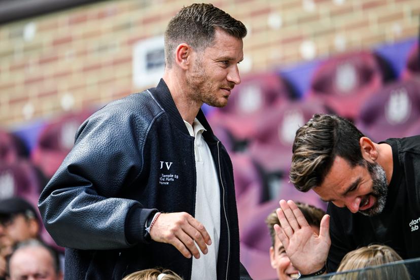 former player Jan Vertonghen and singer Metejoor pictured before a soccer match between RSC Anderlecht and KVC Westerlo, Sunday 27 July 2025 in Anderlecht, on day 1 of the 2025-2026 'Jupiler Pro League' first division of the Belgian championship. BELGA PHOTO TOM GOYVAERTS