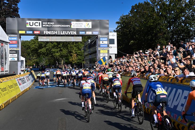 Illustration picture shows the women elite road race on the seventh day of the UCI World Championships Road Cycling Flanders 2021, 157,70km from Antwerp to Leuven, on Saturday 25 September 2021. The Worlds take place from 19 to 26 September 2021, in several cities in Flanders, Belgium. BELGA PHOTO POOL KRISTOF RAMON