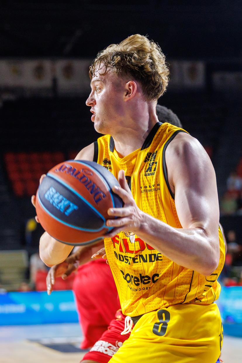 Oostende's Joppe Mennes pictured in action during a basketball match between Belgian BC Oostende and Dutch Heroes Den Bosch, Saturday 20 September 2025 in Oostende, the supercup of the 'BNXT League' Belgian/Dutch first division basket championship between the champion of Belgium and the Netherlands. BELGA PHOTO KURT DESPLENTER