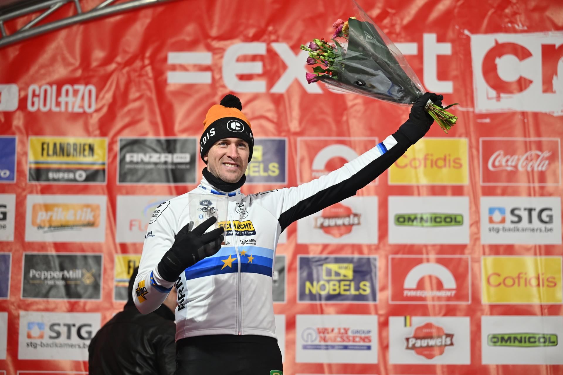 Belgian Toon Aerts pictured on the podium after the men's elite race of the Zilvermeercross cyclocross cycling event in Mol, stage 5/7 in the Exact Cross competition, on Friday 02 January 2026. BELGA PHOTO LUC CLAESSEN