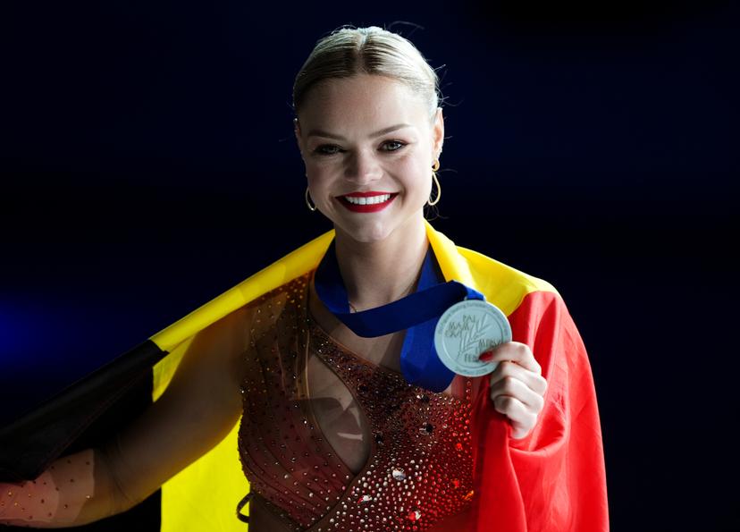 Belgium's Loena Hendrickx with the silver medal after the Women's Free Skating on day three of the ISU European Figure Skating Championships at the Utilita Arena, Sheffield. Picture date: Friday January 16, 2026. BELGA PHOTO BENELUX ONLY