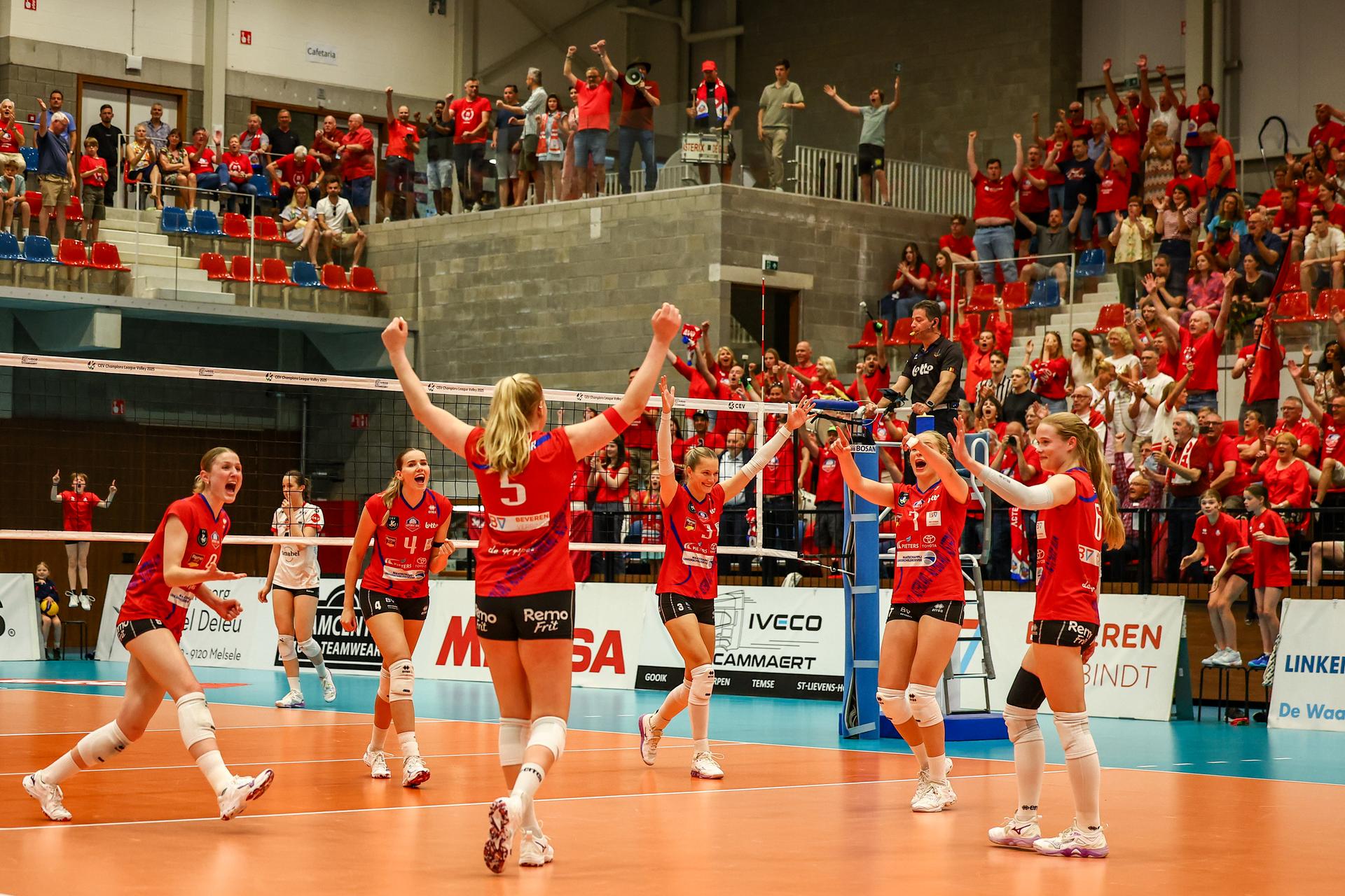 Asterix' players celebrates after winning the second set during the match between Asterix AVO Beveren and Darta Bevo Roeselare, a Play-off Final (belle, best-of-3) game in the Lotto Volley League women, Thursday 01 May 2025 in Beveren. BELGA PHOTO DAVID PINTENS