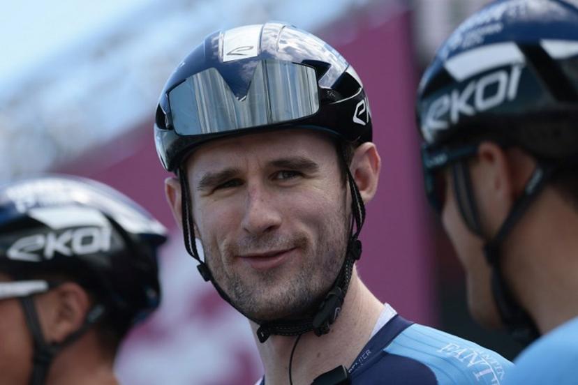 Israel-Premier Tech's Canadian rider Derek Gee is pictured on stage before the 8th stage of the 108th Giro d'Italia cycling race of 197kms from Giulianova to Castelraimondo on May 17, 2025.  Luca Bettini / AFP