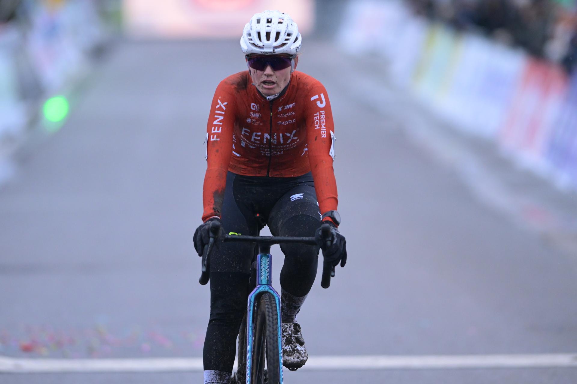 Belgian Marthe Truyen pictured on the finish line of the Women elite race at the Belgian Cyclocross Championships in Beringen on Saturday 10 January 2026. BELGA PHOTO DAVID PINTENS