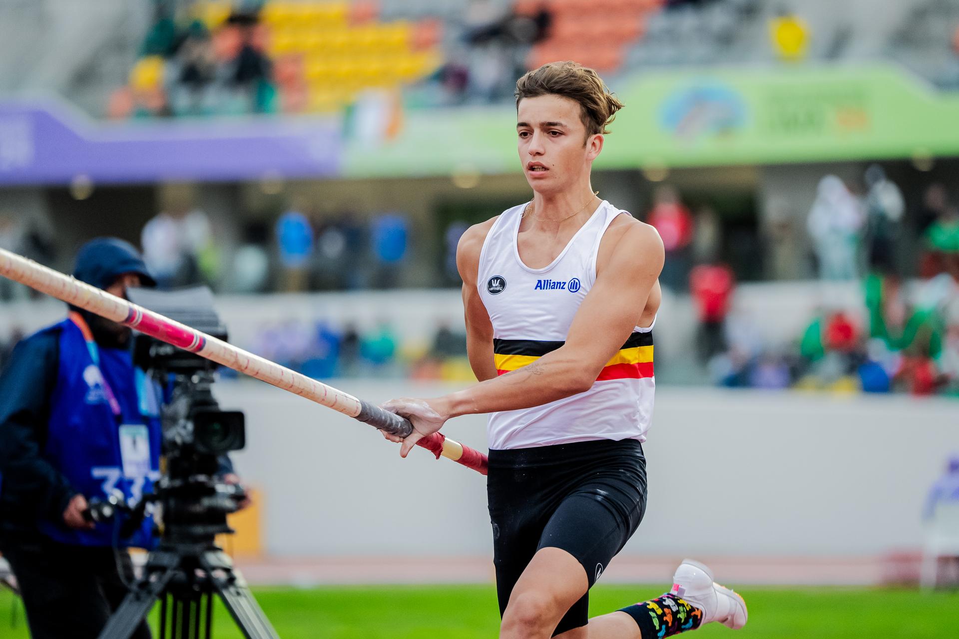 Belgian Ylio Philtjens pictured in action during the men's pole vault competition, at the World Athletics U20 Championships, Wednesday 28 August 2024, in Lima, Peru. The world championships take place from 27 to 31 August.  BELGA PHOTO SONYA MALETER