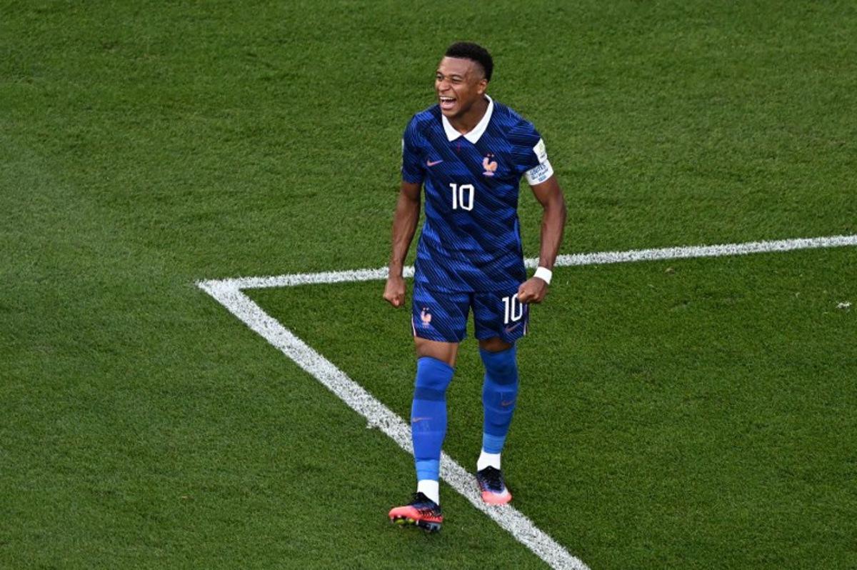 France's forward #10 Kylian Mbappe celebrates after winning the 2026 World Cup round of 16 football match between Paraguay and France at the Philadelphia Stadium in Philadelphia on July 4, 2026.   Jewel SAMAD / AFP
