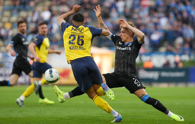 Union's Anan Khalaili and Club's Michal Skoras fight for the ball during a soccer match between Royale Union Saint-Gilloise and Club Brugge, Sunday 27 April 2025 in Brussels, on day 6 (out of 10) of the Champions' Play-offs of the 2024-2025 'Jupiler Pro League' first division of the Belgian championship. BELGA PHOTO VIRGINIE LEFOUR