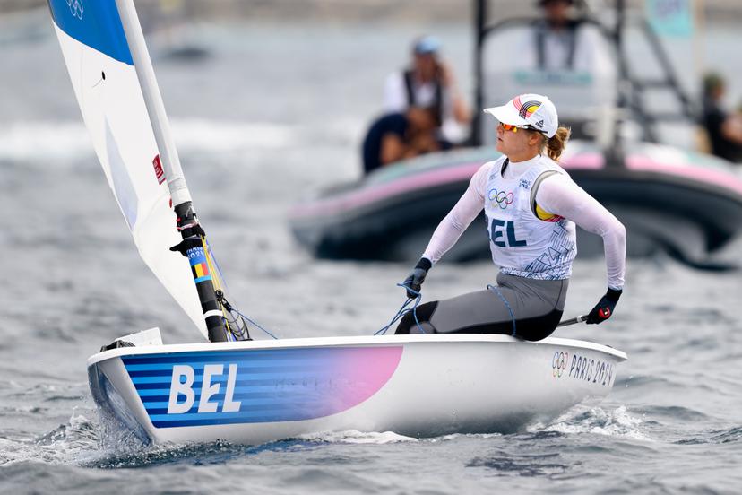 240807 Emma Plasschaert of Balgium competes in women's dinghy - laser radial sailing medal race during day 12 of the Paris 2024 Olympic Games on August 7, 2024 in Marseille.  Photo: Petter Arvidson / BILDBYRÅN / kod PA / PA0864 bbeng segling sailing olympic games olympics os ol olympiska spel olympiske leker paris 2024 paris-os paris-ol grappa33 belgien BENELUX ONLY