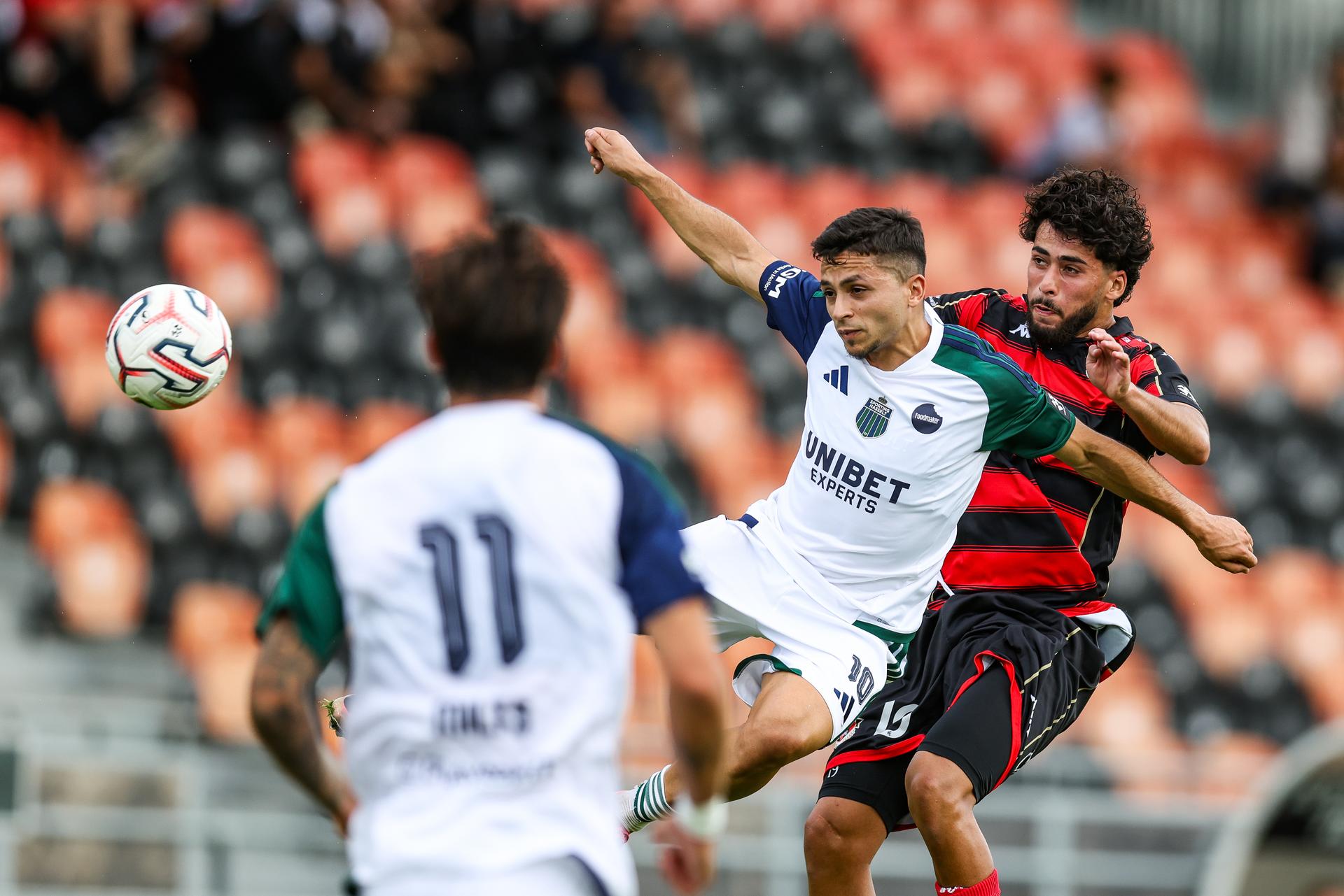 Hasselt's Mehdi Bounou and Seraing's Nabil Bouchentouf fight for the ball during a soccer match between RFC Seraing and Sporting Hasselt, Saturday 12 September 2026 in Seraing, on day 5 of the 2026-2027 'Challenger Pro League' the second highest division of the Belgian championship. BELGA PHOTO BRUNO FAHY