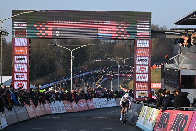 Dutch Mathieu Van Der Poel pictured in action during the men's elite race at the World Cup cyclocross cycling event in Hoogerheide, Netherlands, stage 12 (out of 12) of the UCI World Cup cyclocross competition, Sunday 25 January 2026. BELGA PHOTO LUC CLAESSEN