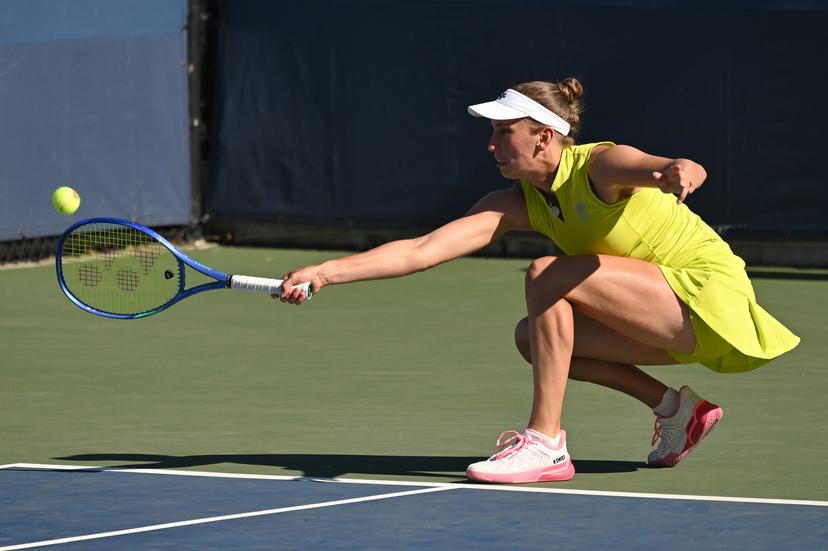 Belgian Elise Mertens (yellow) pictured during a tennis match with Kudermetova against US pair Brantmeier-Hamilton, in the second round of the women's doubles of the 2025 US Open Grand Slam tennis tournament in New York City, USA, Saturday 30 August 2025. BELGA PHOTO TONY BEHAR