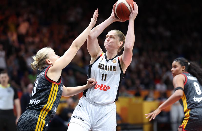 Belgium's Emma Meesseman fights for the ball during a basketball game between Germany and Belgium national team Belgian Cats, a quarter final  game at the FIBA Women's Basketball World Cup, on Thursday 10 September 2026, in Berlin, Germany. The FIBA Women's Basketball World Cup takes place in Berlin from 4 to 13 September 2026. BELGA PHOTO VIRGINIE LEFOUR