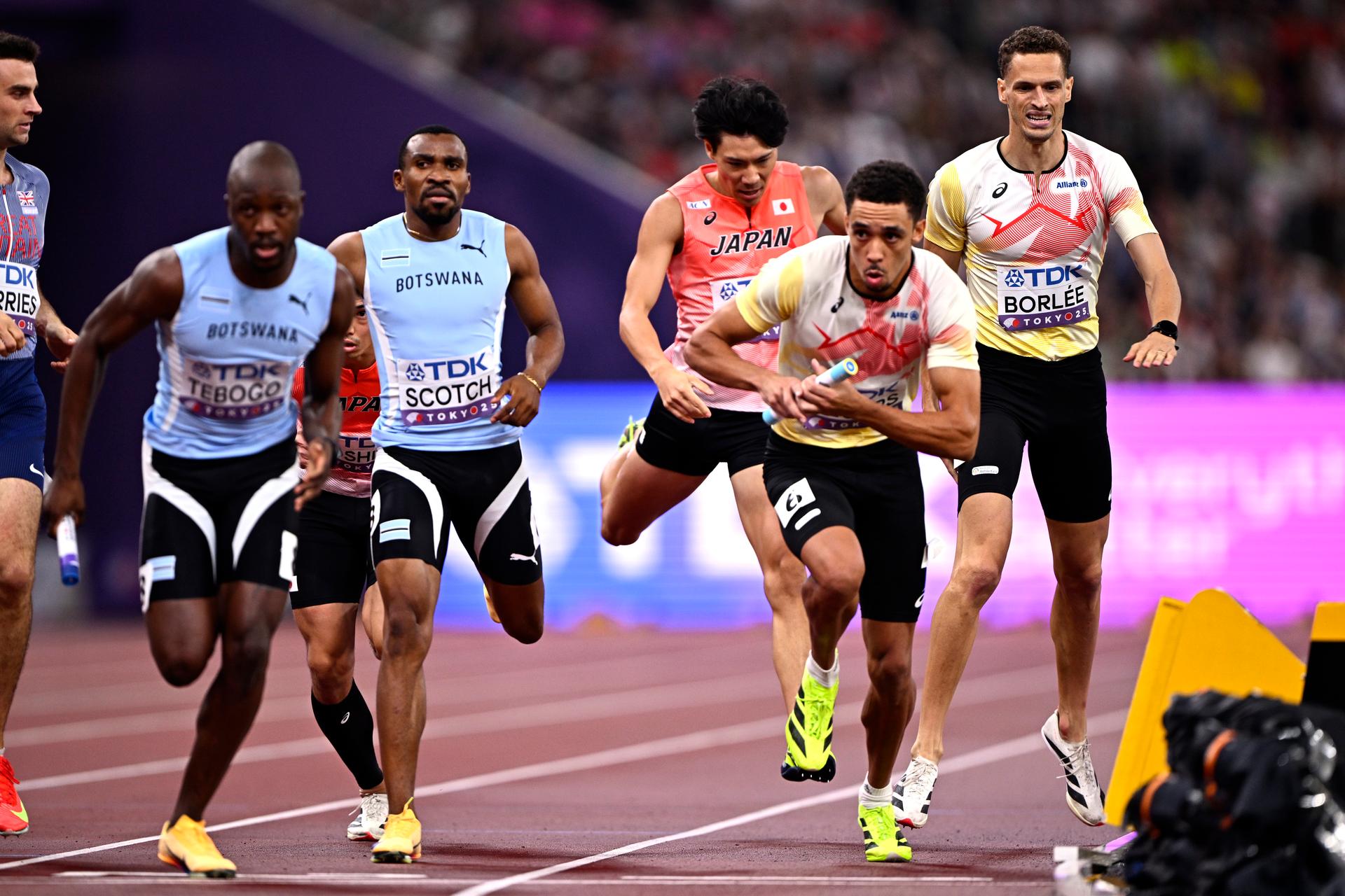 Belgian Daniel Segers and Belgian Dylan Borlee pictured during the heats of the men's 4x400m relay race, at the World Athletics Championships in Tokyo, Japan, on Saturday 20 September 2025. The outdoor Worlds are taking place from 13 to 21 September. BELGA PHOTO JASPER JACOBS