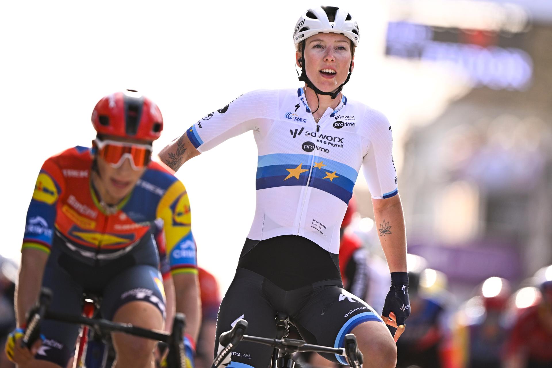 Dutch Lorena Wiebes of SD Worx-Protime wins the women elite 'Gent-Wevelgem - In Flanders Fields' one day cycling race, 169.1 km from Ieper to Wevelgem, Sunday 30 March 2025. BELGA PHOTO JASPER JACOBS