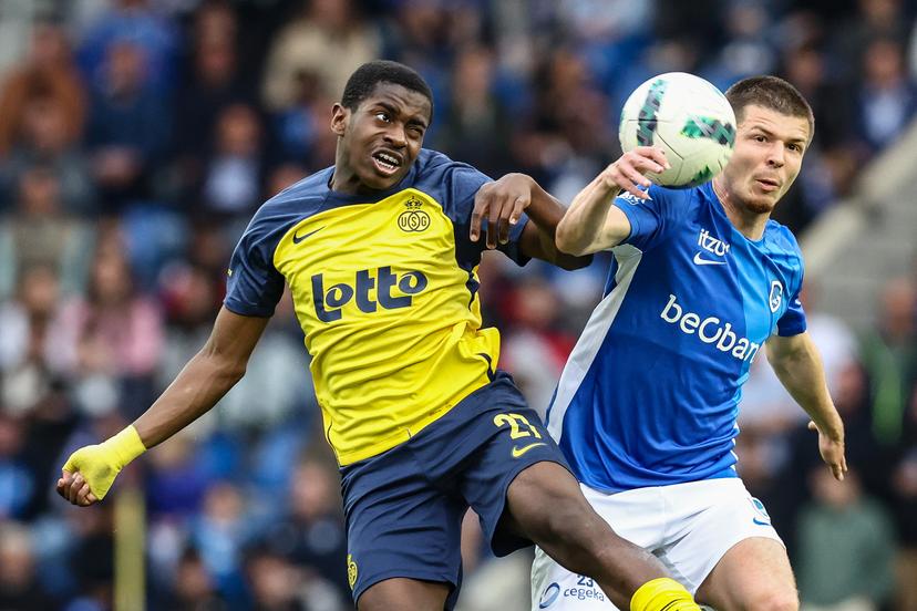Union's Noah Sadiki and Genk's Jarne Steuckers fight for the ball during a soccer match between KRC Genk and Royale Union Saint-Gilloise, Sunday 20 April 2025 in Gent, on day 4 (out of 10) of the Champions' Play-offs of the 2024-2025 'Jupiler Pro League' first division of the Belgian championship. BELGA PHOTO BRUNO FAHY