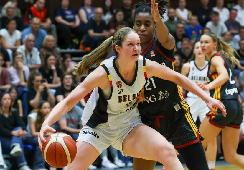 Belgium's Laura Vilcinskas and German Praise Egharevba fight for the ball during a friendly basket game between Belgium's national team Belgian Cats and Germany, on Friday 05 June 2026 in Vilvoorde. BELGA PHOTO VIRGINIE LEFOUR