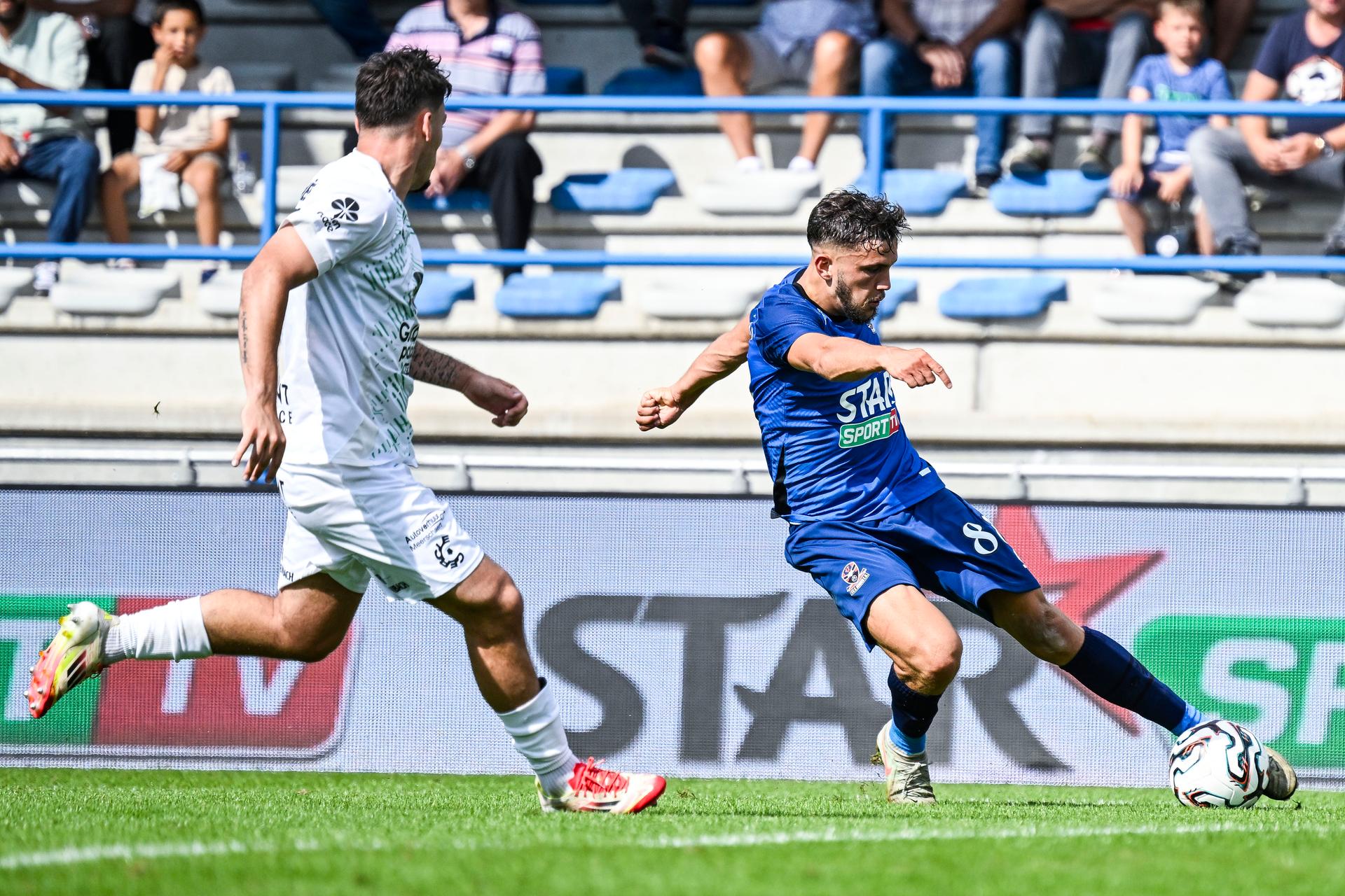 Dender's Fabio Ferraro pictured in action during a soccer match between FCV Dender EH and Cercle Brugge, Saturday 26 July 2025 in Denderleeuw, on day 1 of the 2025-2026 'Jupiler Pro League' first division of the Belgian championship. BELGA PHOTO TOM GOYVAERTS
