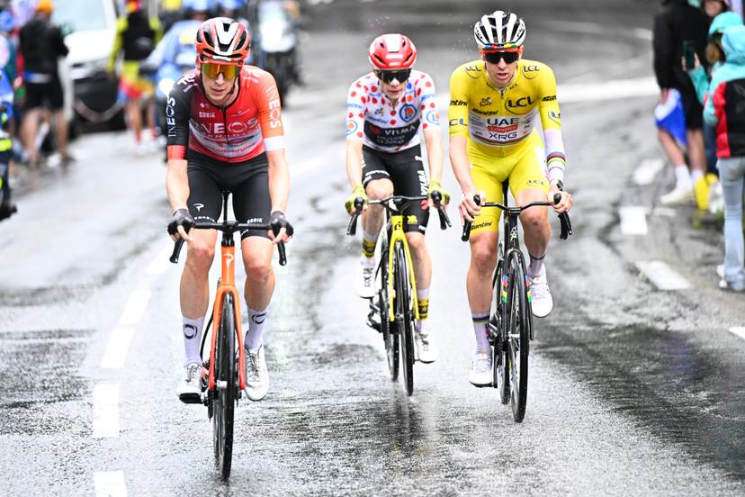 Dutch Thymen Arensman of Ineos Grenadiers, Danish Jonas Vingegaard Hansen of Team Visma-Lease a Bike and Slovenian Tadej Pogacar of UAE Team Emirates pictured in action during stage 19 of the 2025 Tour de France cycling race, from Albertville to La Plagne (130km), on Friday 25 July 2025 in France. The 112th edition of the Tour de France starts on Saturday 5 July in Lille, France, and will finish in Paris, France on the 27th of July.   BELGA PHOTO JASPER JACOBS