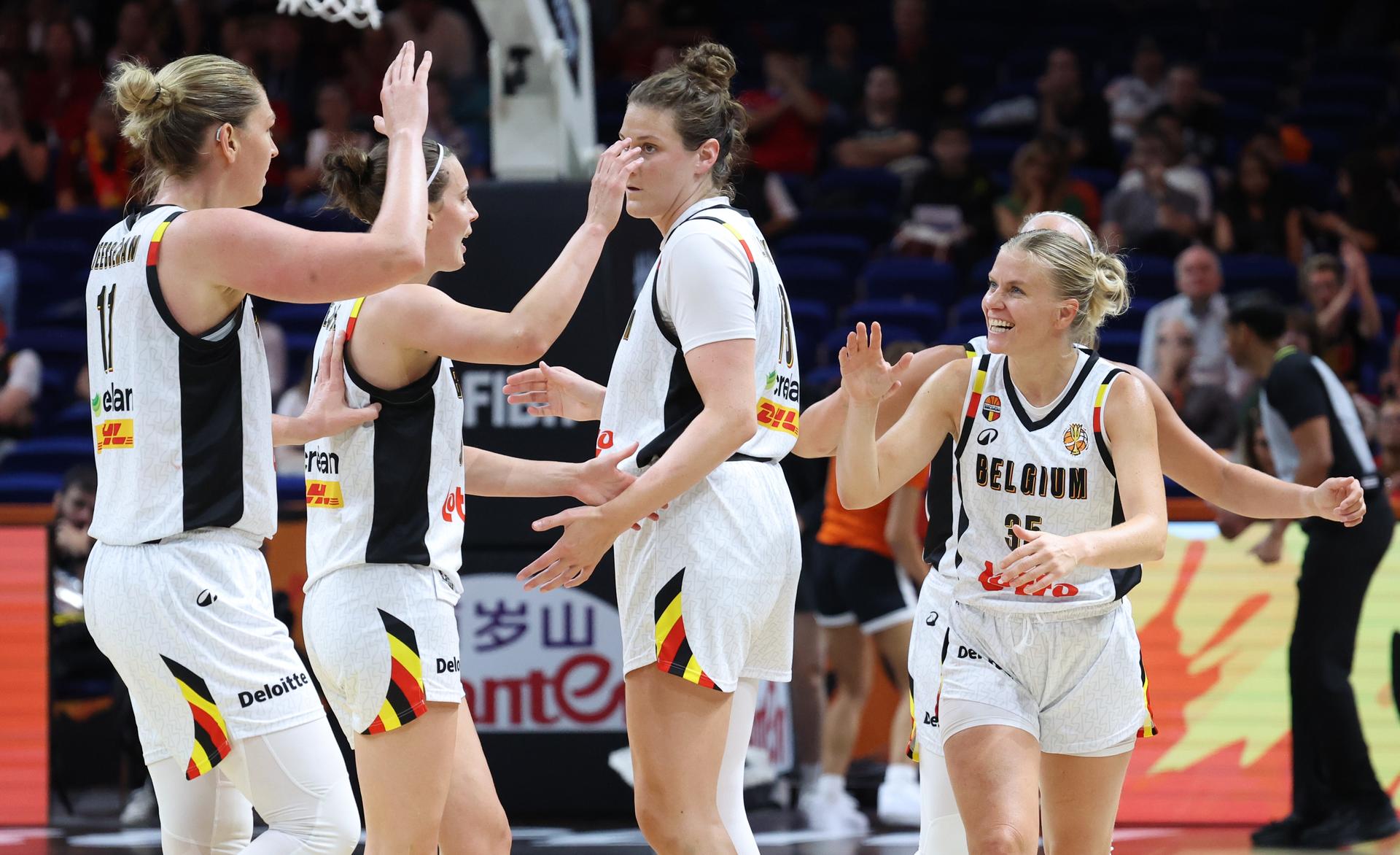 Belgian Cats' players celebrate after scoring during a basketball game between Belgian national team Belgian Cats and Australia,  game 3 of the group phase at the FIBA Women's Basketball World Cup, on Monday 7 September 2026, in Berlin, Germany. The FIBA Women's Basketball World Cup takes place in Berlin from 4 to 23 September 2026. BELGA PHOTO VIRGINIE LEFOUR