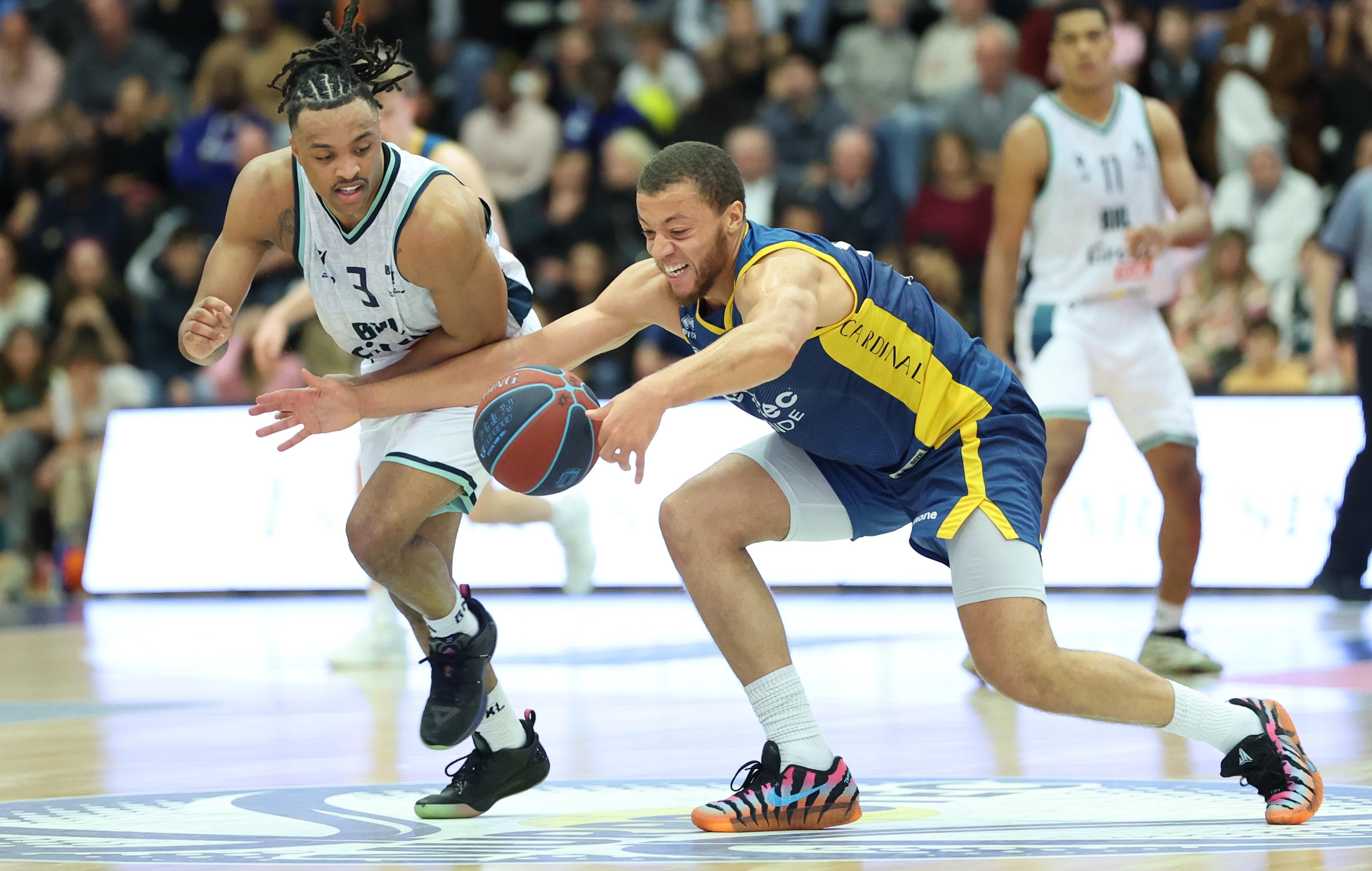 Brussels' Eric Boone Jr. and Oostende's Moussa Sylla fight for the ball during a basketball match between Brussels and Oostende, Friday 16 October 2026 in Brussels, on day 3 of the 'BNXT League' Belgian and Dutch first division basket championship. BELGA PHOTO VIRGINIE LEFOUR