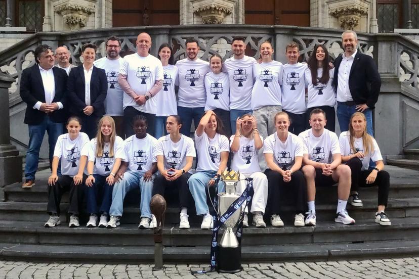 The players and staff of Oud-Heverlee Leuven celebrate their title at the Leuven city hall on Wednesday 28 May 2025. OHL won the 2024-2025 'Super League Women' first division of the Belgian championship. BELGA PHOTO INE GILLIS