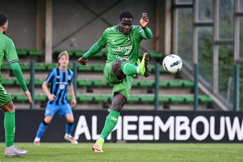 Francs Borains' Mondy Prunier pictured in action during a soccer game between Club NXT and Royal Francs Borains, Friday 18 April 2025 in Roeselare, on the 30th and last day of the 2024-2025 'Challenger Pro League' 1B second division of the Belgian championship. BELGA PHOTO MAARTEN STRAETEMANS