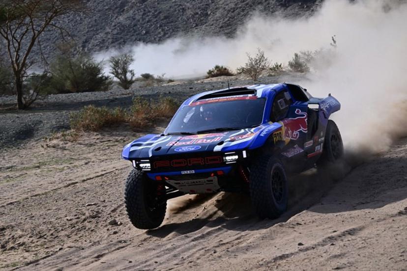 Ford Racing's US driver Mitch Guthrie Jr and his US co-driver Kellon Walch compete in Stage 2 of the 48th edition of the Dakar Rally, between Yanbu and Al Ula in Saudi Arabia, on January 5, 2026.  Giuseppe CACACE / AFP