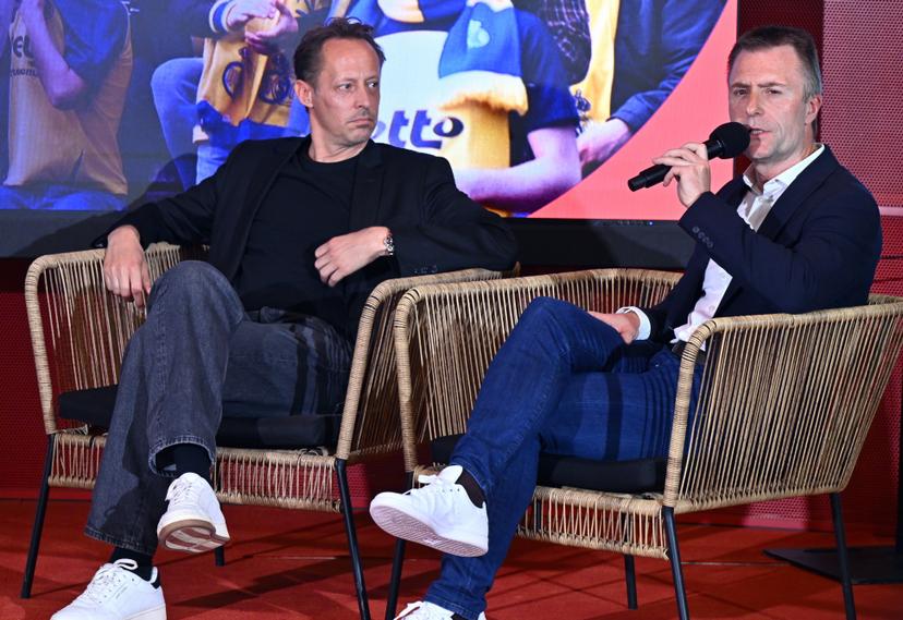 Club Brugge's manager Bob Madou and RSCA's Kenneth Bornauw pictured during the presentation of the Pro League play-off calendar for the Jupiler Pro League and the Lotto Super League, Monday 23 March 2026, in Diegem. BELGA PHOTO ERIC LALMAND