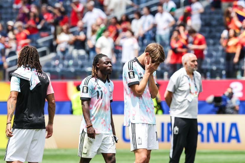 Belgium's Jeremy Doku and Belgium's Charles De Ketelaere look dejected after losing a soccer game between Spain and Belgian national team Red Devils, on Friday 10 July 2026 in Los Angeles, USA, in the 1/4 finals of the FIFA World Cup 2026. BELGA PHOTO BRUNO FAHY