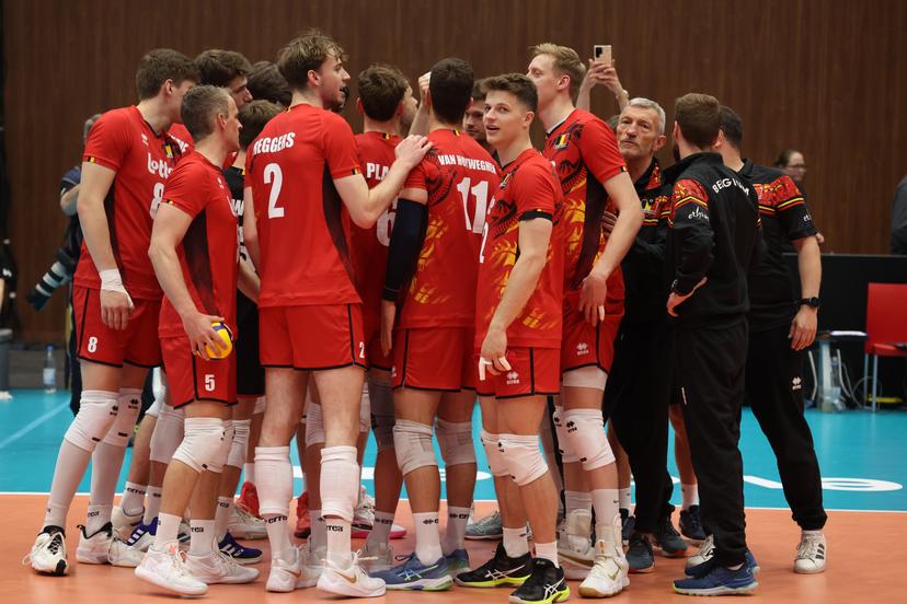 Belgium's players celebrate after winning a volleyball match between Belgium's national men's volleyball team, the Red Dragons, and the Azeri national men's volleyball team, in match 3/6 of the League Round of the European Golden League men, in Beveren, Friday 24 May 2024. BELGA PHOTO VIRGINIE LEFOUR