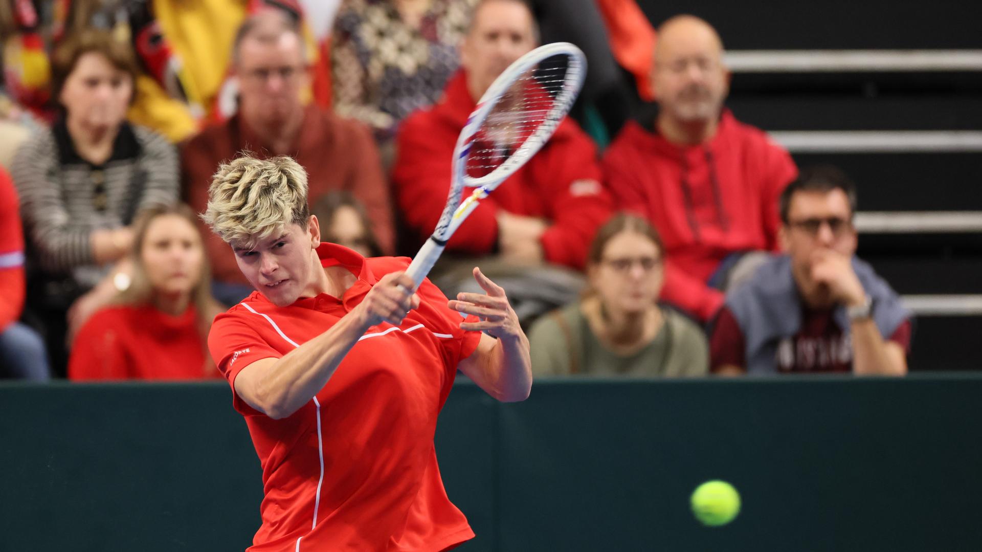 Belgian Alexander Blockx pictured during a game between Belgian Blockx and Chilean Garin, the second match in the Davis Cup qualifiers World Group tennis meeting between Belgium and Chile, Saturday 01 February 2025, in Hasselt. BELGA PHOTO BENOIT DOPPAGNE