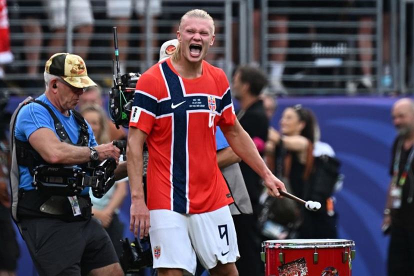 Norway's forward #09 Erling Braut Haaland celebrates after winning the 2026 World Cup round of 16 football match between Brazil and Norway at the New York/New Jersey Stadium in East Rutherford on July 5, 2026.   Jewel SAMAD / AFP