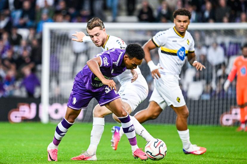 Beerschot's D'Margio Wright-Philips and Lierse's Dylan Dassy pictured in action during a soccer match between Beerschot VA and K. Lierse SK, on Friday 11 September 2026 in Antwerp, on day 5 of the 2026-2027 'Challenger Pro League' second division of the Belgian championship. BELGA PHOTO TOM GOYVAERTS