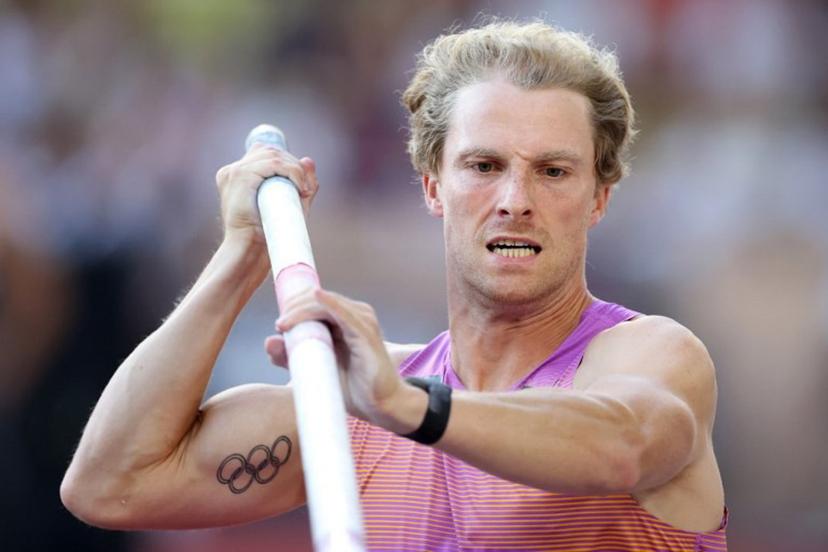 Belgium's Ben Broeders competes in the men's pole vault event of the Diamond League athletics meeting at the Louis II stadium in Monaco on July 11, 2025.  Valery HACHE / AFP