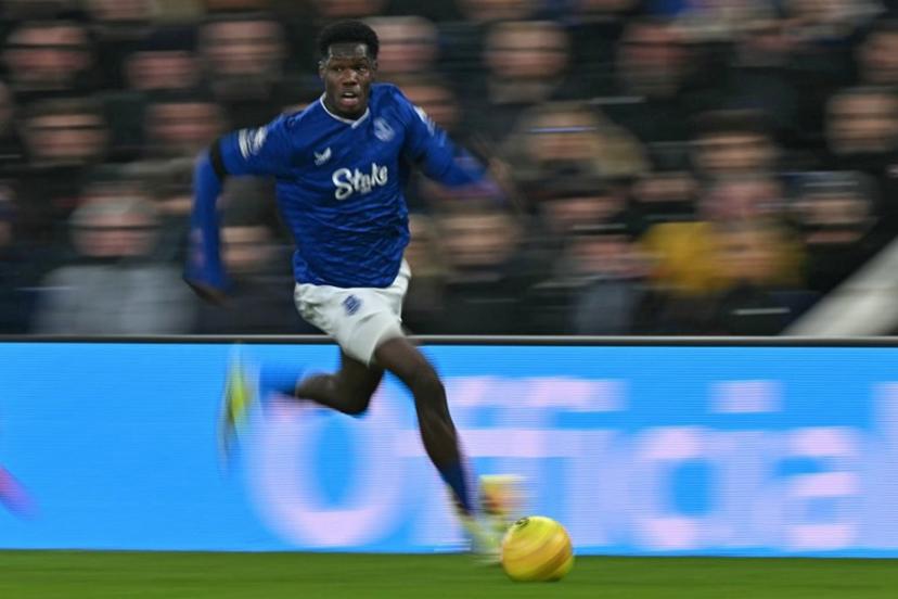 Everton's French striker #11 Thierno Barry runs with the ball during the English Premier League football match between Everton and Leeds United at Hill Dickinson Stadium in Liverpool, north west England on January 26, 2026.  Paul ELLIS / AFP