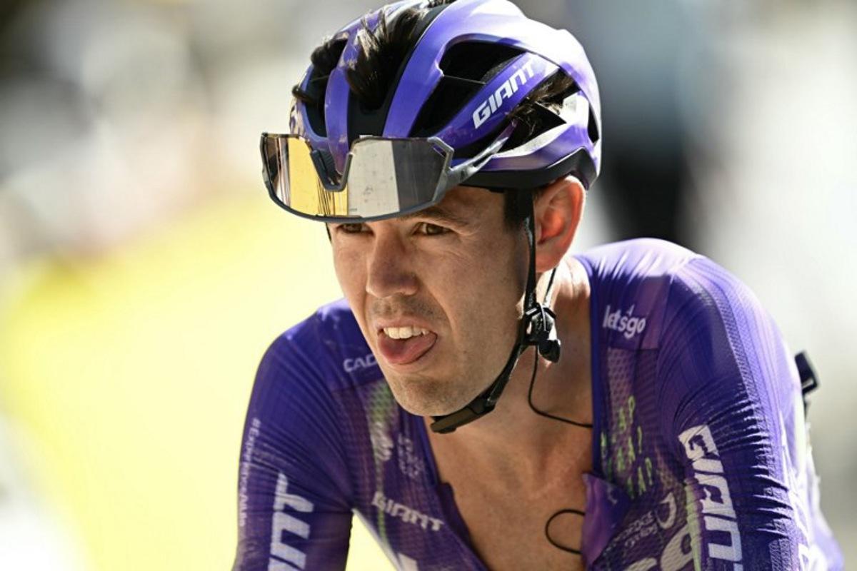 Team Jayco AlUla's Australian rider Ben O'Connor cycles to the finish line of the 18th stage of the 113th edition of the Tour de France cycling race, 185 km between Voiron and Orcières-Merlette in the French Alps, on July 23, 2026.  Loic VENANCE / AFP