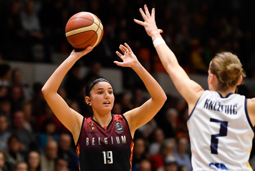 Belgium's Hind Ben Abdelkader controls the ball during a basketball game between Belgium's national team The Belgian Cats and Bosnia-Herzegovina, Sunday 27 November 2022 in Leuven, the fourth game in group A of the qualifications for the 2023 Women's Basketball European championships. BELGA PHOTO JOHN THYS