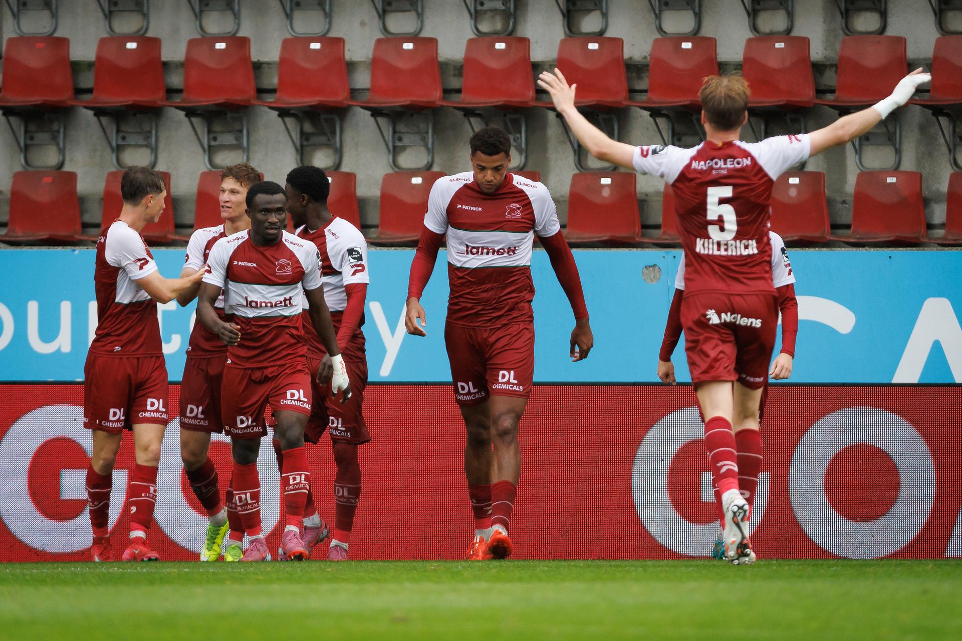 Essevee's Yannick Cappelle celebrates after scoring during a soccer match between SV Zulte Waregem and Oud-Heverlee Leuven, Saturday 13 September 2025 in Waregem, on day 7 of the 2025-2026 'Jupiler Pro League' first division of the Belgian championship. BELGA PHOTO KURT DESPLENTER