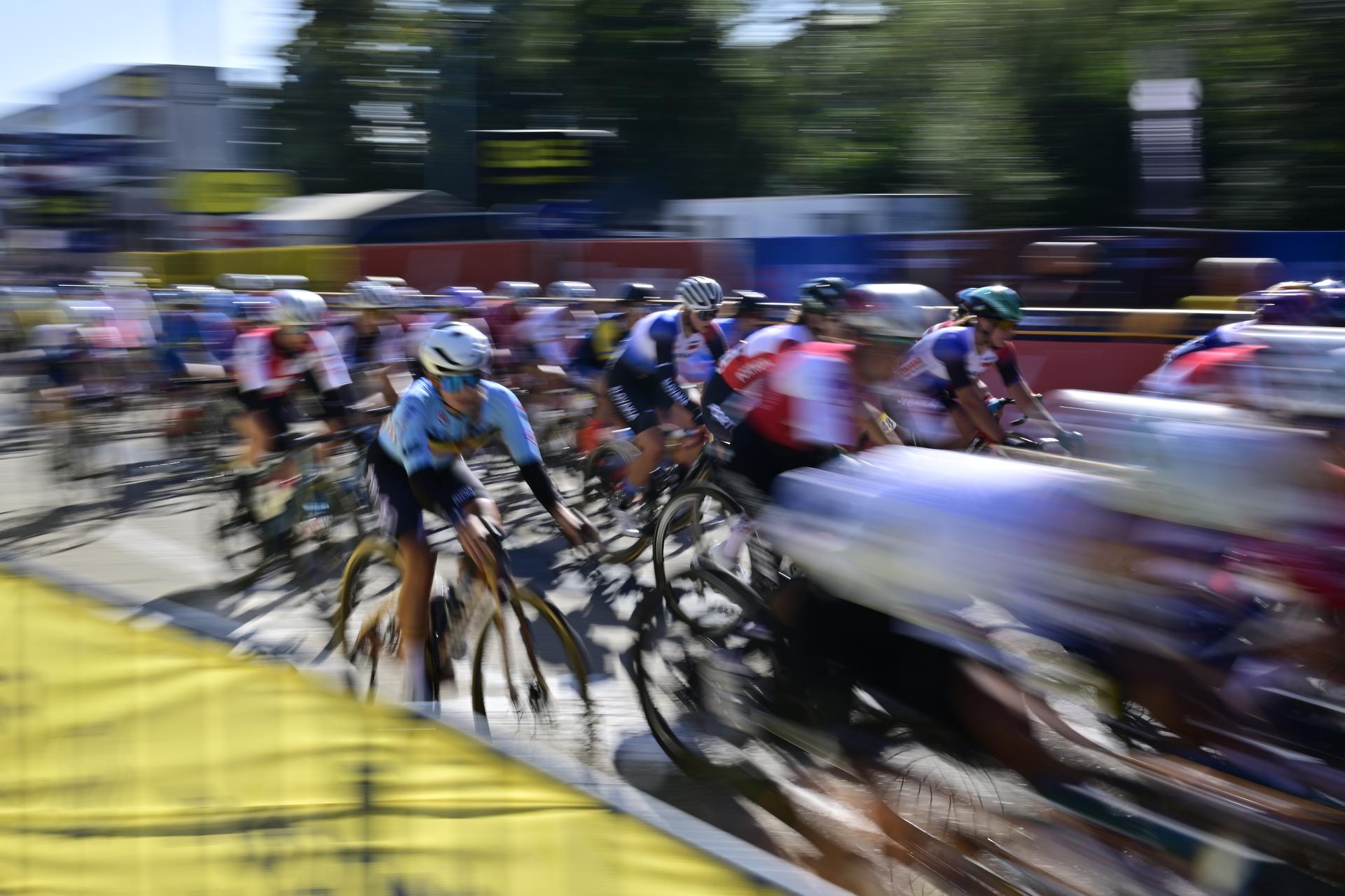 Illustration of the pack of riders during the road race U23 Women at the European Championship 2024, in Hasselt, Friday 13 September 2024. The UEC Road European Championships 2024 will take place from 11 to 15 september in Limburg, Belgium. BELGA PHOTO DIRK WAEM