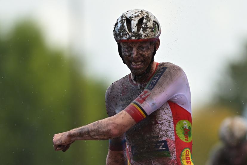 Belgian Michael Vanthourenhout celebrates as he crosses the finish line to win the men's elite race of the 'Berencross Meulebeke' cyclocross cycling event, race 2/8 in the 'HG Cross' competition, on Saturday 17 October 2026. BELGA PHOTO DAVID PINTENS