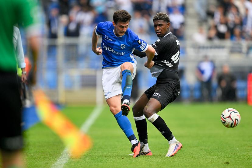 Genk's Benjamin Tahirovic and Gent's Josue Vergara fight for the ball during a soccer match between KRC Genk and KAA Gent, Sunday 13 September 2026 in Genk, on day 6 of the 2026-2027 'Jupiler Pro League' first division of the Belgian championship. BELGA PHOTO JOHAN EYCKENS