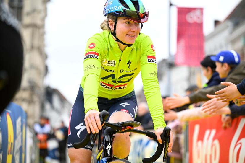 Dutch Nicole Steigenga of AG Insurance-Soudal Team pictured at the start of the women's race of the 'Ronde van Vlaanderen/ Tour des Flandres/ Tour of Flanders' UCI WorldTour one day cycling race, 164,1 km with start and finish in Oudenaarde, Sunday 05 April 2026. BELGA PHOTO JASPER JACOBS