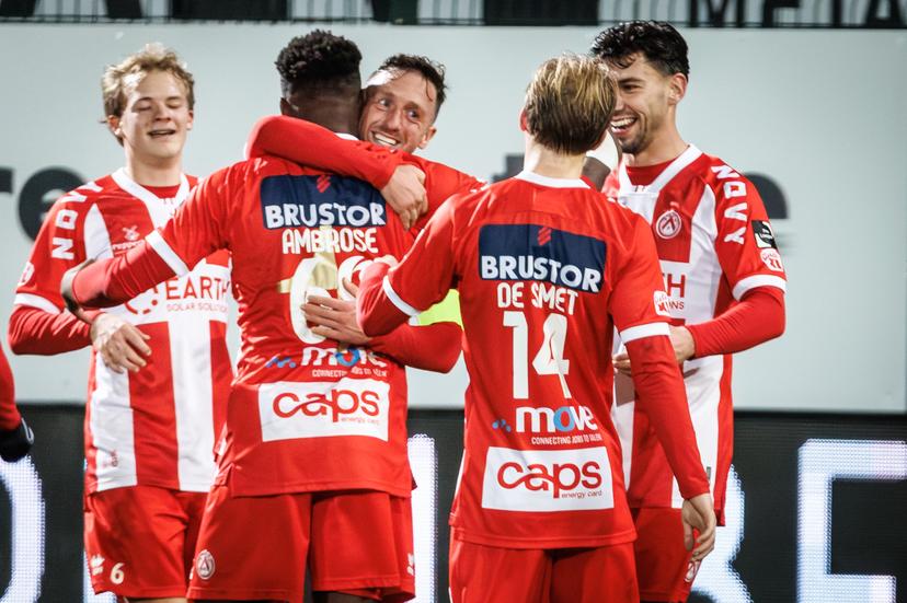 Kortrijk's Jellert Van Landschoot celebrates after scoring during a soccer game between KV Kortrijk and Jong Genk, Friday 23 January 2026 in Kortrijk, on day 21 of the 2025-2026 'Challenger Pro League' 1B second division of the Belgian championship. BELGA PHOTO KURT DESPLENTER