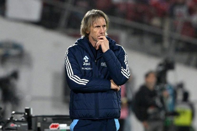 Chile's Argentine head coach Ricardo Gareca gestures during the 2026 FIFA World Cup South American qualifiers football match between Chile and Ecuador at the Nacional Julio Martinez Pradanos stadium in Santiago, on March 25, 2025.  Rodrigo ARANGUA / AFP