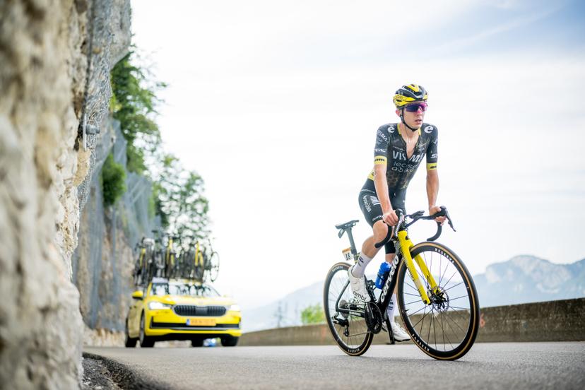 Italian Davide Piganzoli of Team Visma-Lease a Bike pictured in action during stage 15 of the 2026 Tour de France cycling race, a stage of 184km from Champagnole to Plateau de Solaison, on Sunday 19 July 2026. The 113th edition of the Tour de France starts on Saturday 4 July in Barcelona, Spain, and will finish in Paris, France on the 26th of July. BELGA PHOTO JASPER JACOBS