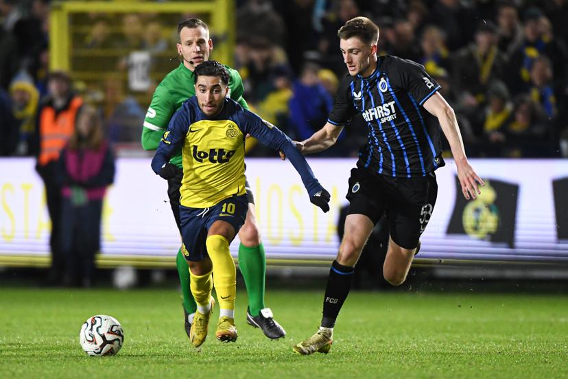 Union's Anouar Ait El Hadj and Club's Jorne Spileers pictured in action during a soccer match between Royale Union Saint-Gilloise and Club Brugge, Sunday 01 February 2026 in Brussels, on day 23 of the 2025-2026 'Jupiler Pro League' first division of the Belgian championship. BELGA PHOTO JILL DELSAUX