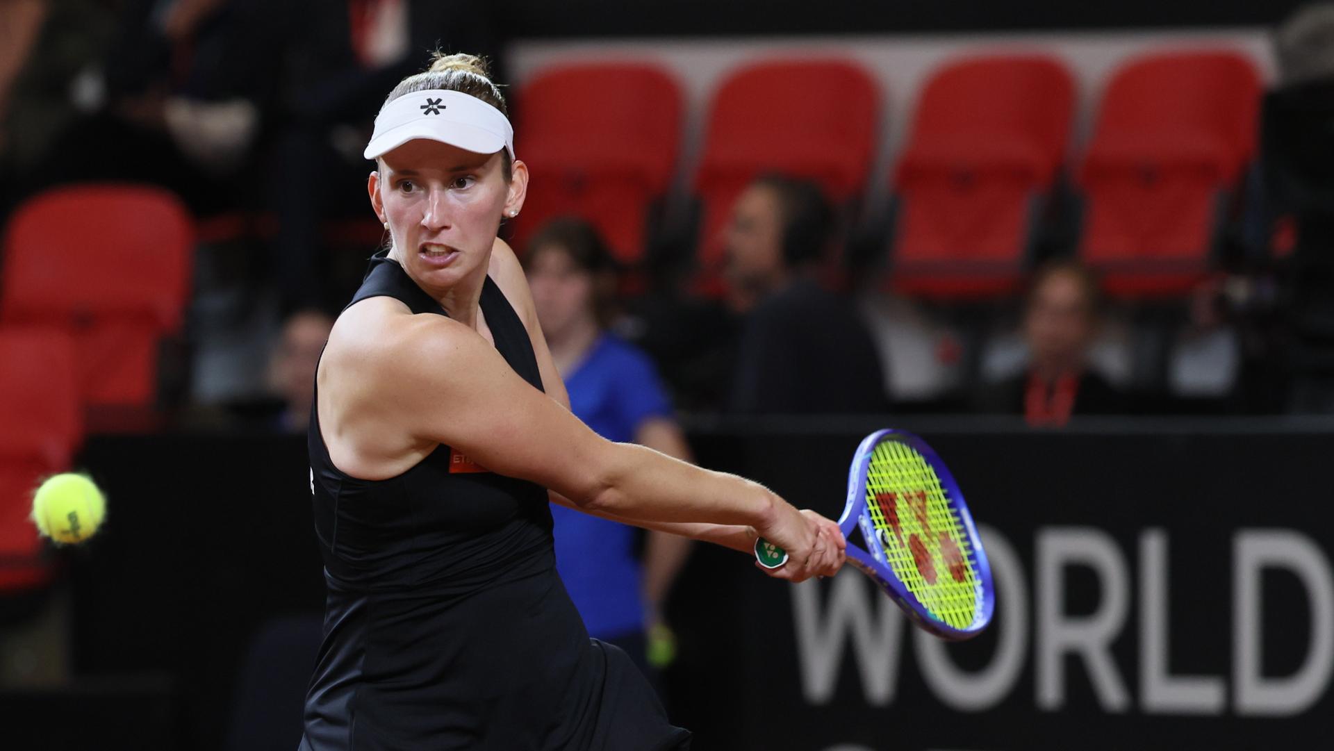 Belgian Elise Mertens pictured in action during the second game between Belgian Mertens (WTA 20) and US' Kessler (WTA 48) on the first day of tennis matches between Belgium and USA, in the qualifiers of the Billie Jean King Cup tennis, in Oostende, Belgium, on Friday 10 April 2026. The meeting takes place on 10 and 11th April. PHOTO BENOIT DOPPAGNE