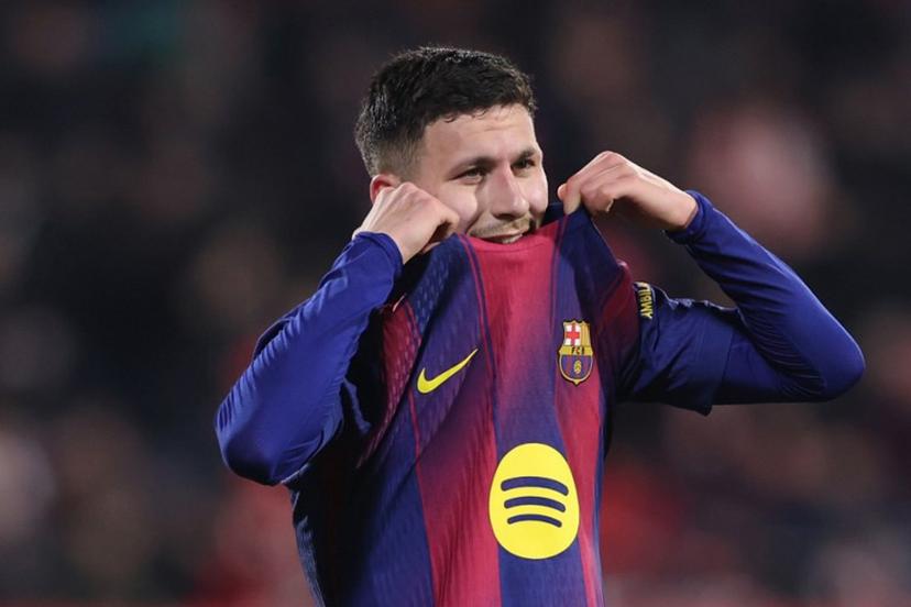 Barcelona's Swedish forward #19 Roony Bardghji reacts after losing during the Spanish league football match between Girona FC and FC Barcelona at Montilivi Stadium in Girona on February 16, 2026.  Josep LAGO / AFP